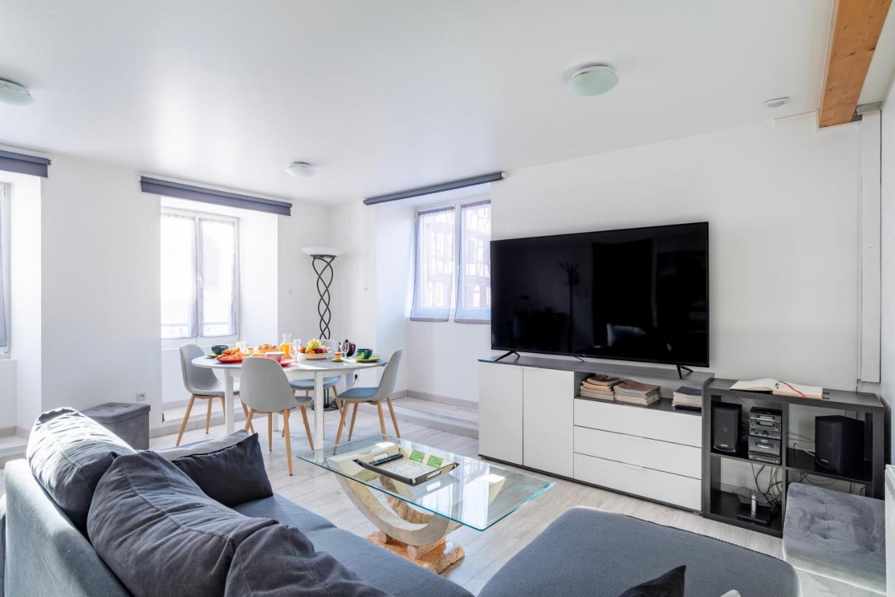 Gite Le Carpe Diem - Classe 3 Etoiles - Centre Ville - Wifi - Netflix Marmoutier Eksteriør billede