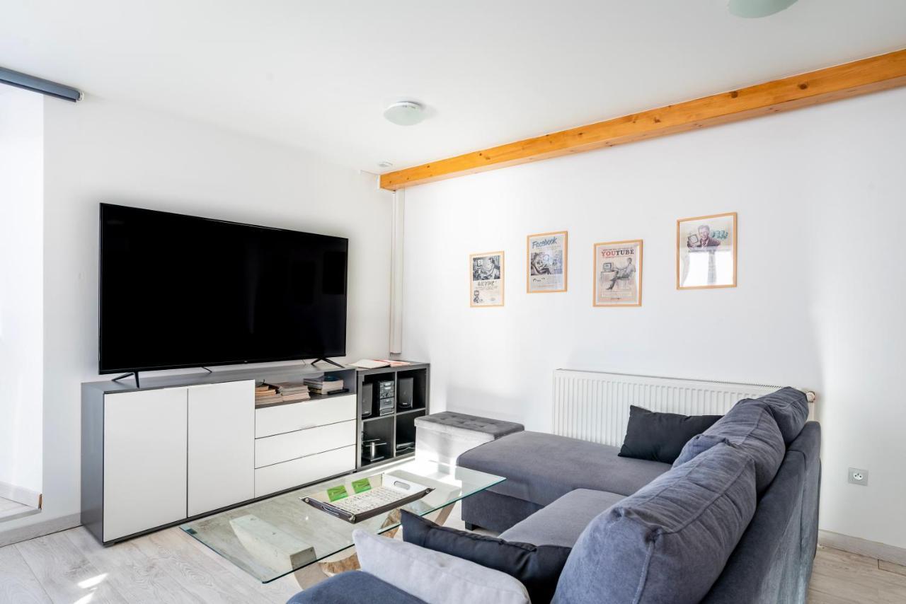 Gite Le Carpe Diem - Classe 3 Etoiles - Centre Ville - Wifi - Netflix Marmoutier Eksteriør billede