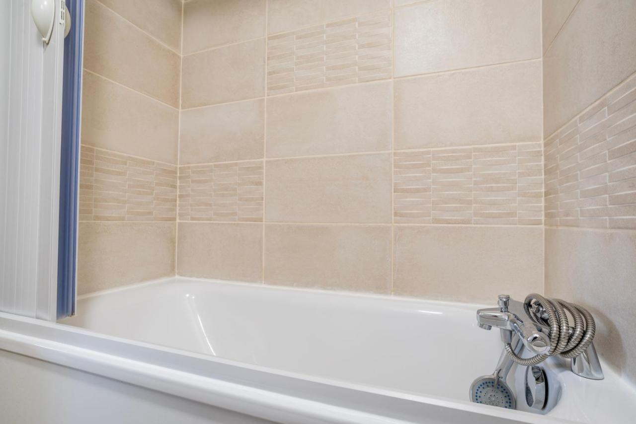 Gite Le Carpe Diem - Classe 3 Etoiles - Centre Ville - Wifi - Netflix Marmoutier Eksteriør billede