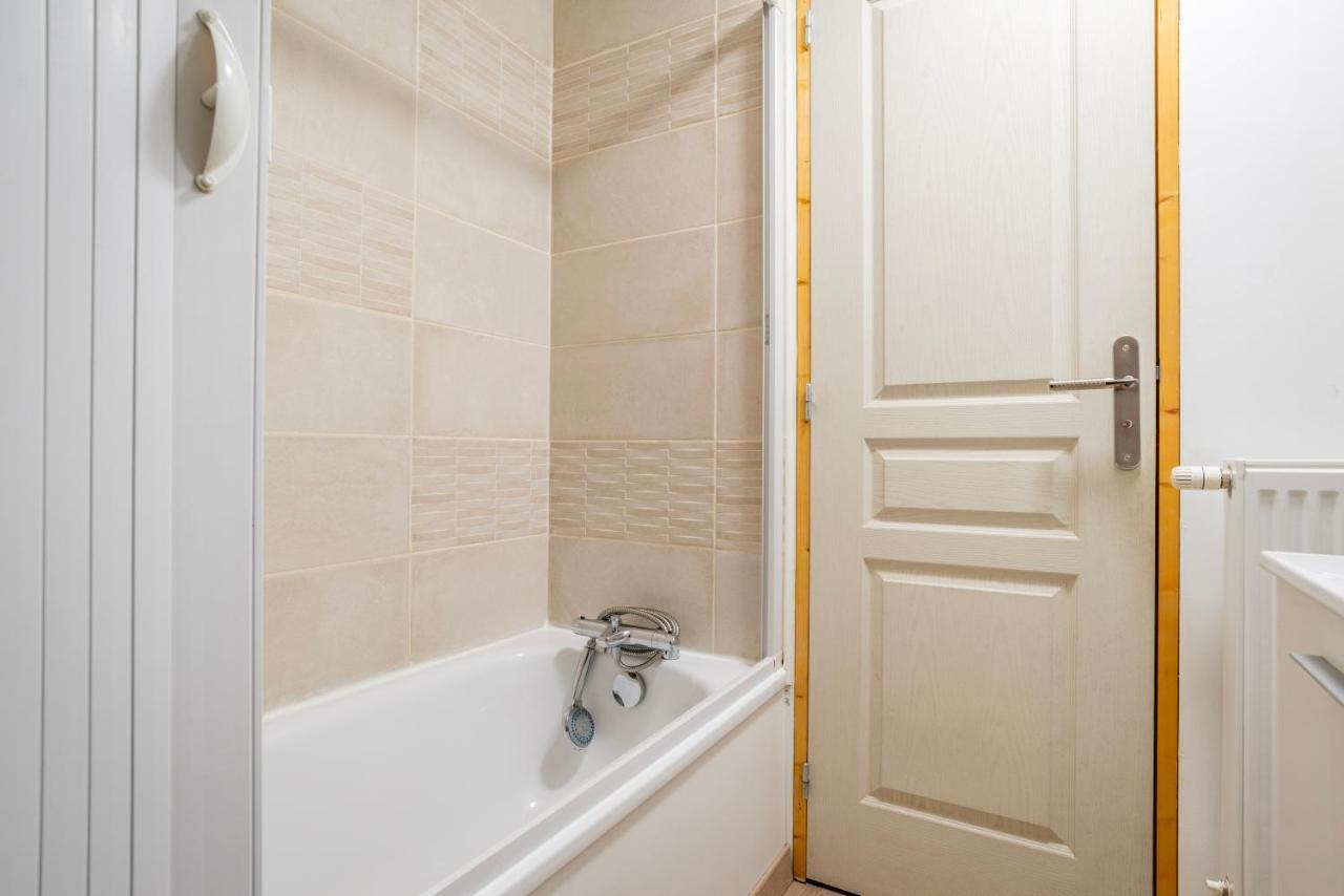 Gite Le Carpe Diem - Classe 3 Etoiles - Centre Ville - Wifi - Netflix Marmoutier Eksteriør billede